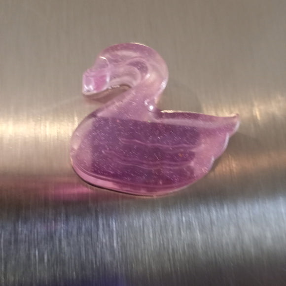 Pink swan magnet